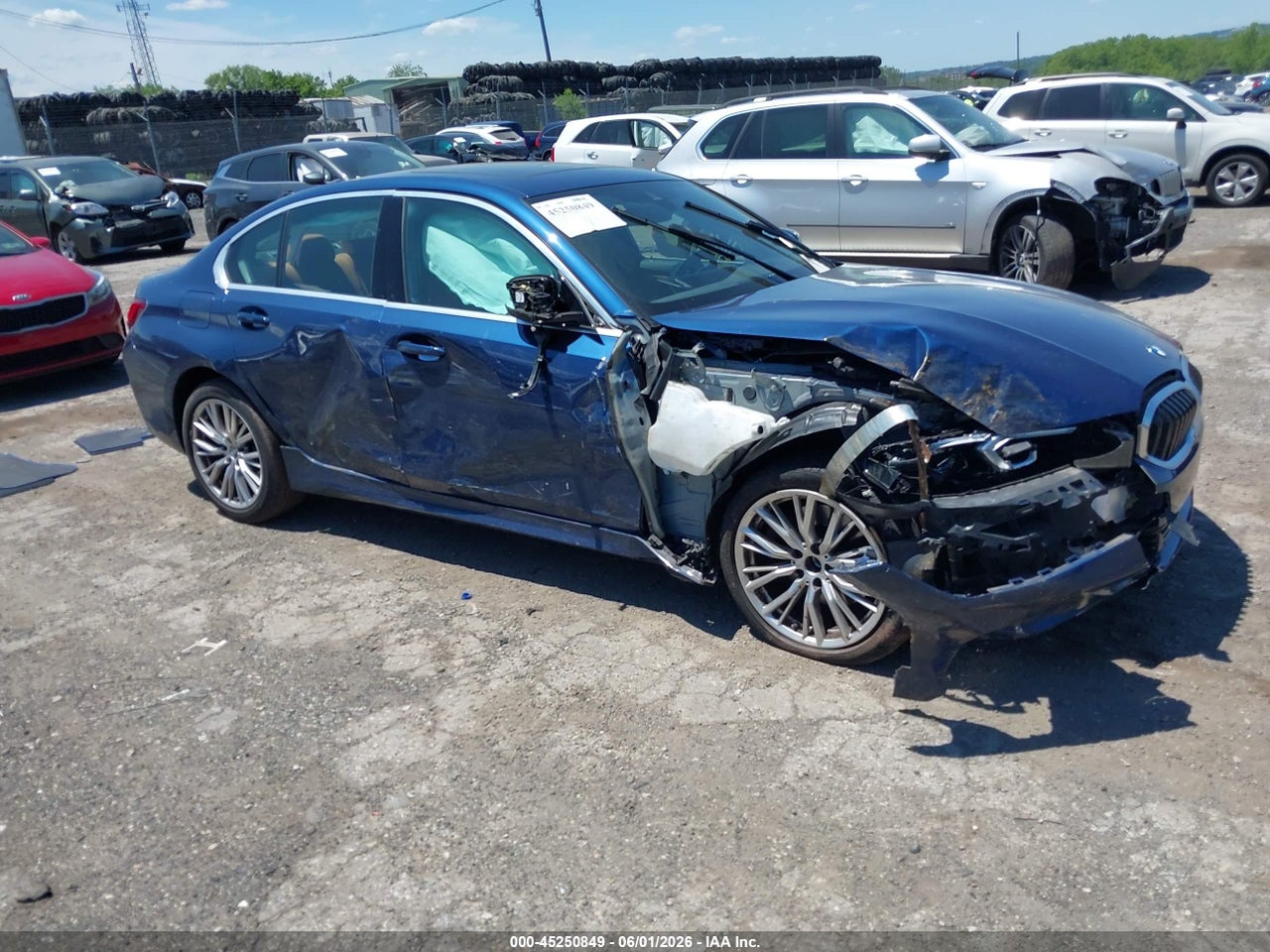 2023 BMW 330I XDRIVE thumbnail 2