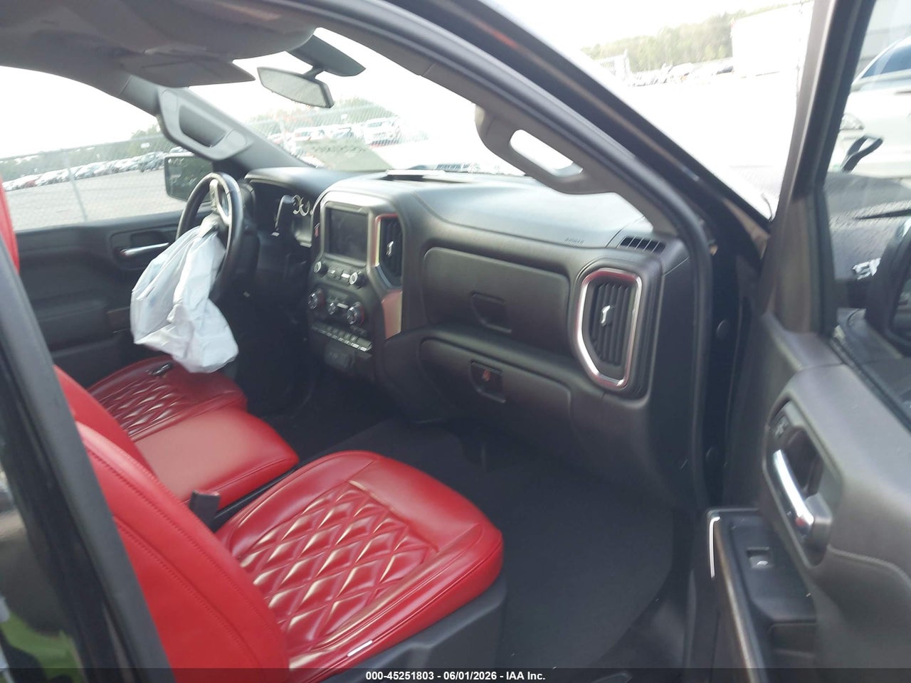 2019 CHEVROLET SILVERADO 1500 LT thumbnail 6