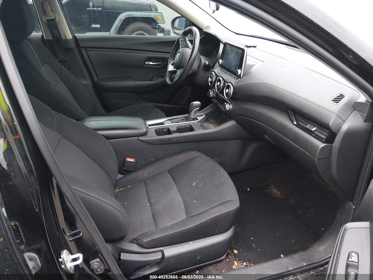 2024 NISSAN SENTRA SV XTRONIC CVT · 5/12