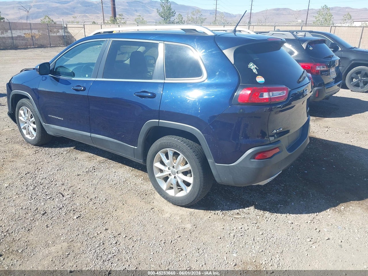 2015 JEEP CHEROKEE LIMITED thumbnail 4