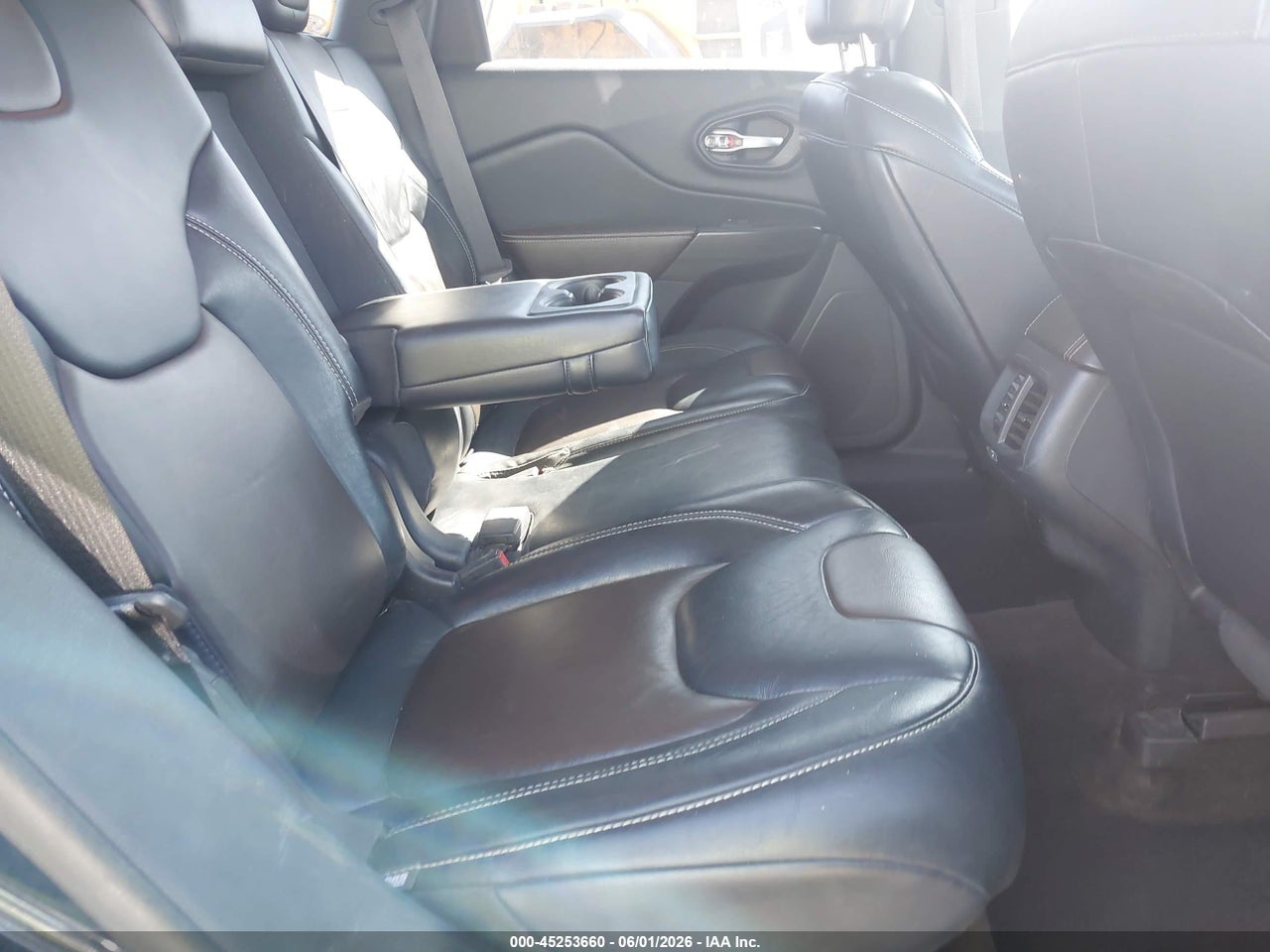 2015 JEEP CHEROKEE LIMITED thumbnail 9