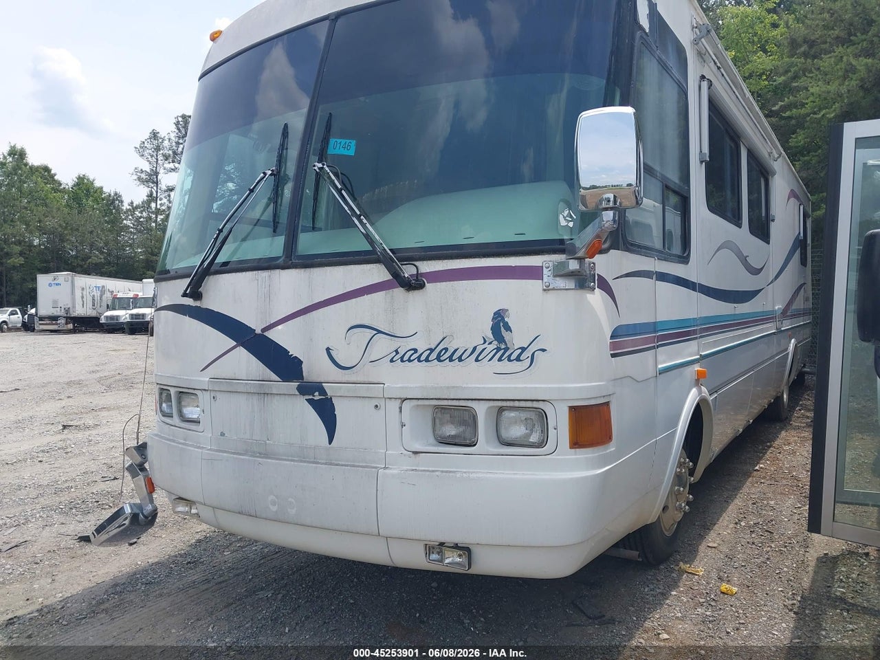 1998 FREIGHTLINER CHASSIS X LINE MOTOR HOME thumbnail 3