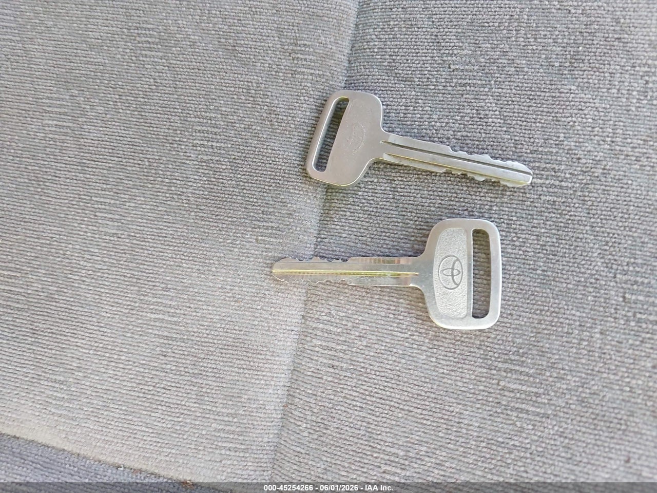 2001 TOYOTA TACOMA BASE V6 thumbnail 12