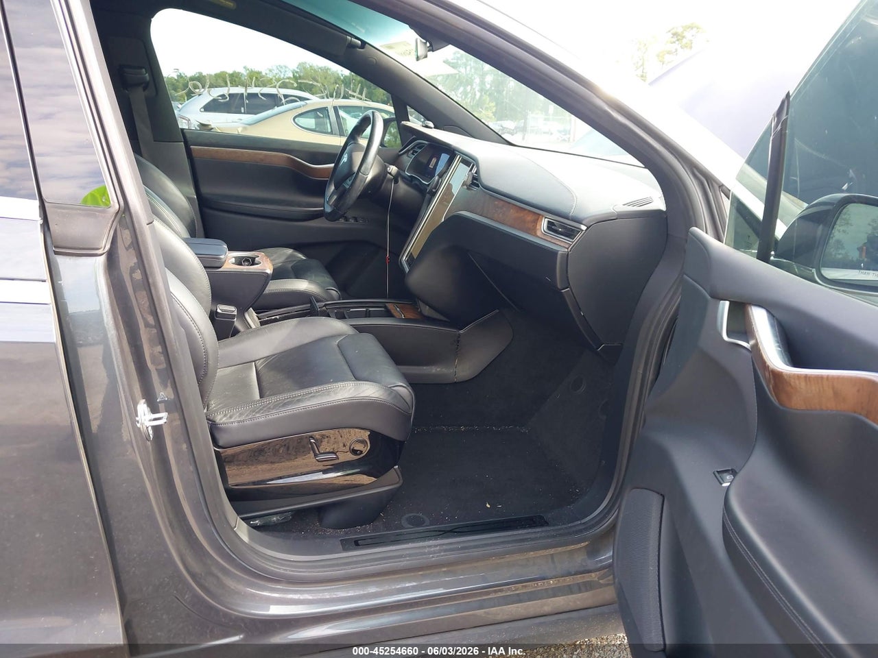 2016 TESLA MODEL X 60D/70D/75D/90D/P100D thumbnail 6