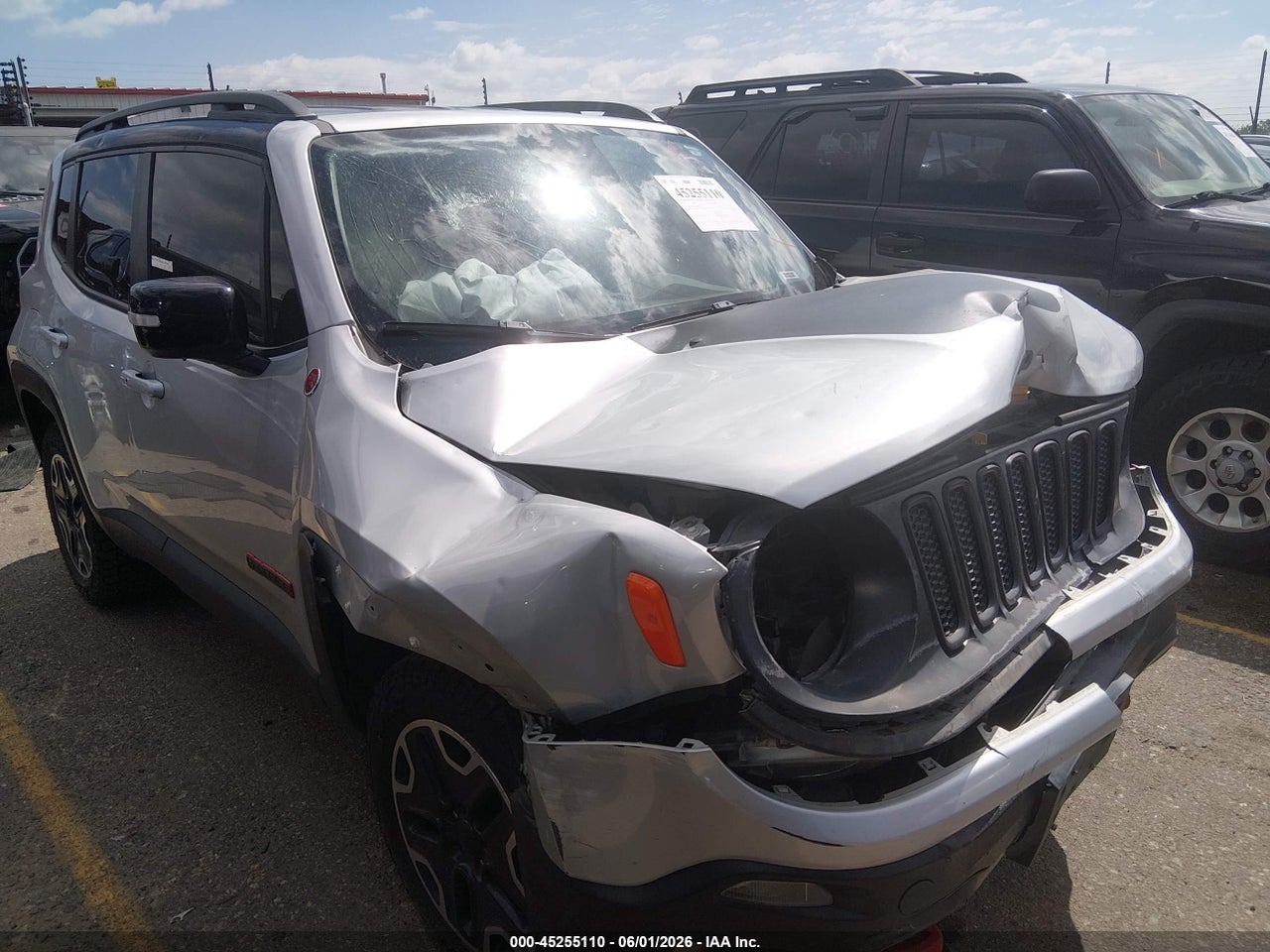 ZACCJBCT4GP****** · 2016 JEEP RENEGADE TRAILHAWK