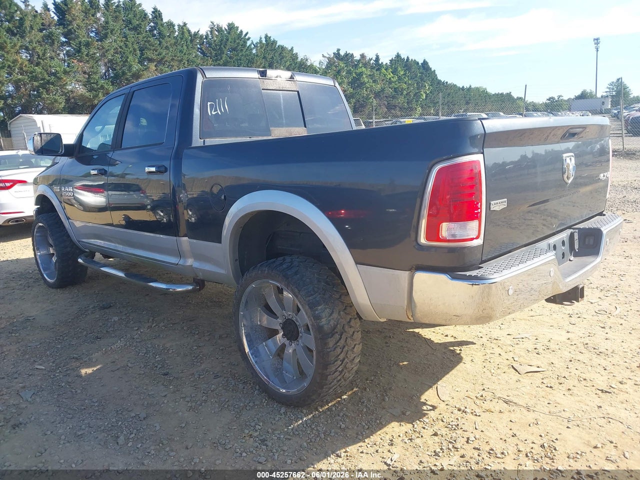 2016 RAM 2500 LARAMIE thumbnail 4