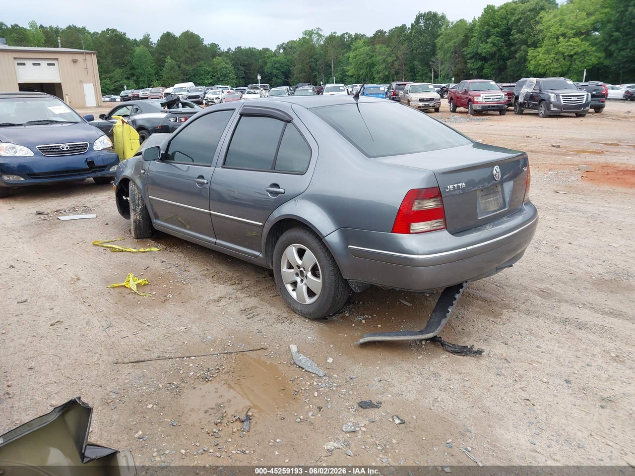 2005 VOLKSWAGEN JETTA GLS TDI thumbnail 4