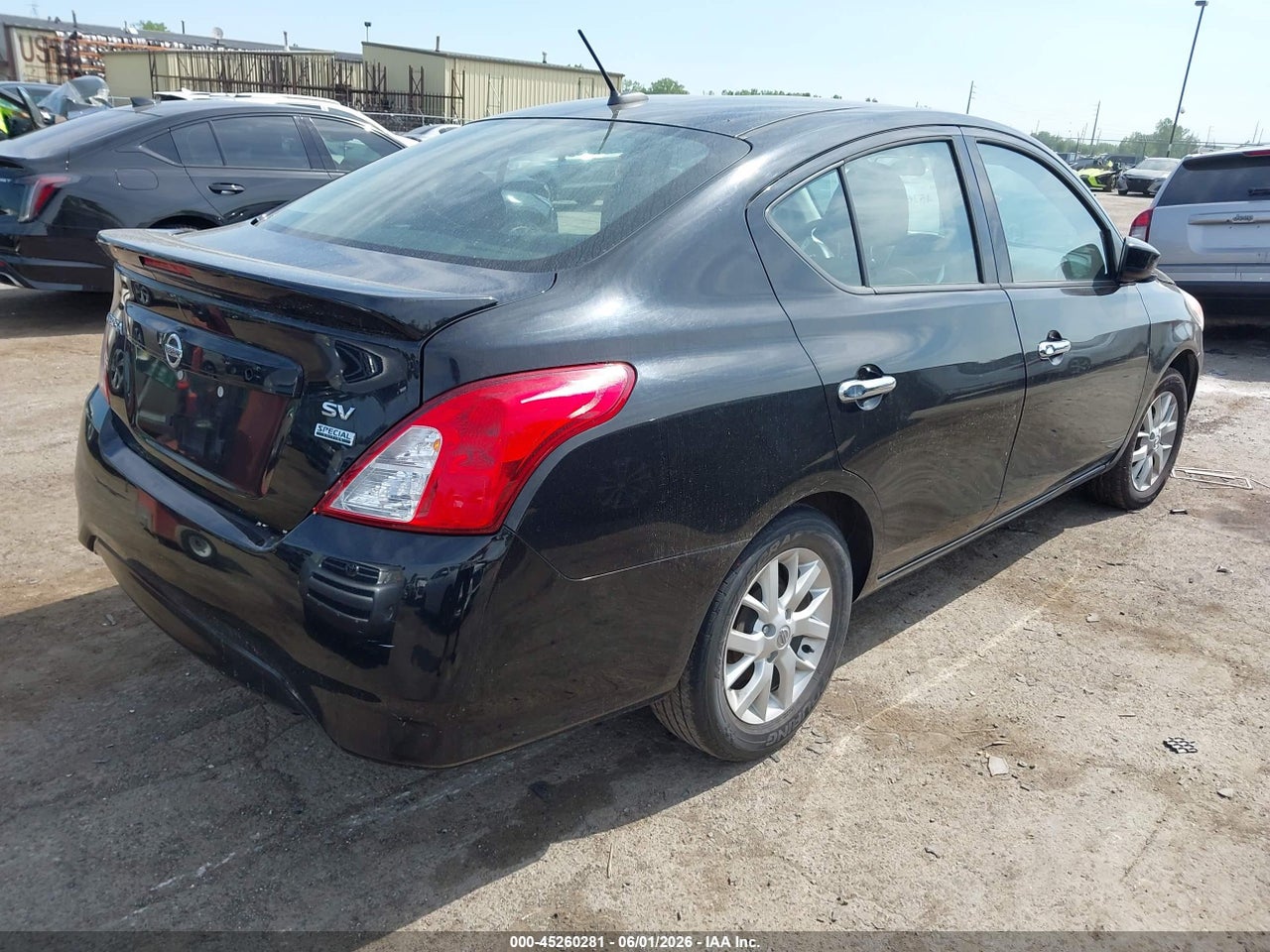 2018 NISSAN VERSA 1.6 SV · 4/12