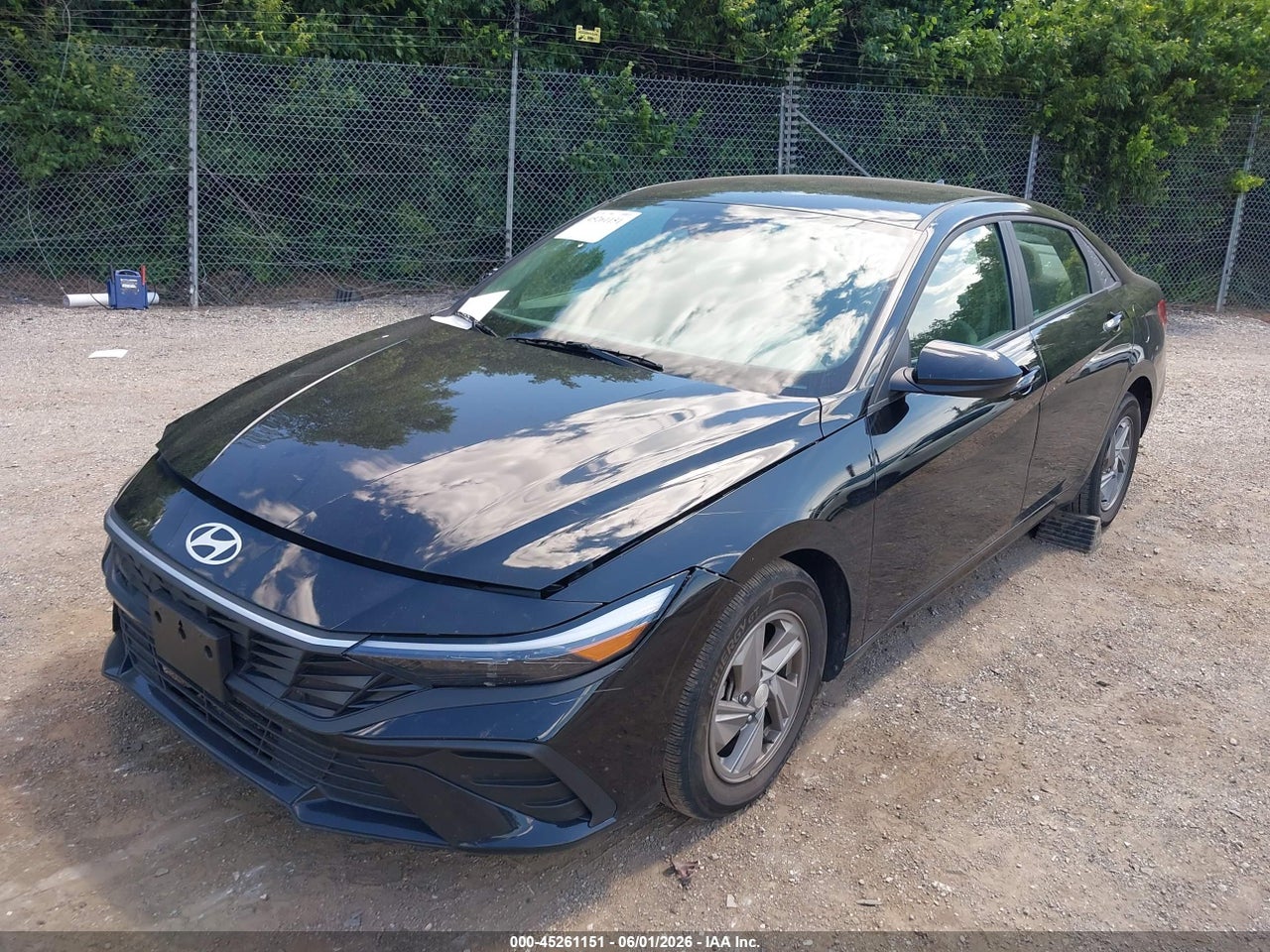 2025 HYUNDAI ELANTRA SE thumbnail 3