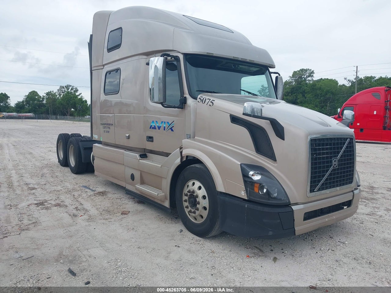2016 VOLVO VN VNL thumbnail 2