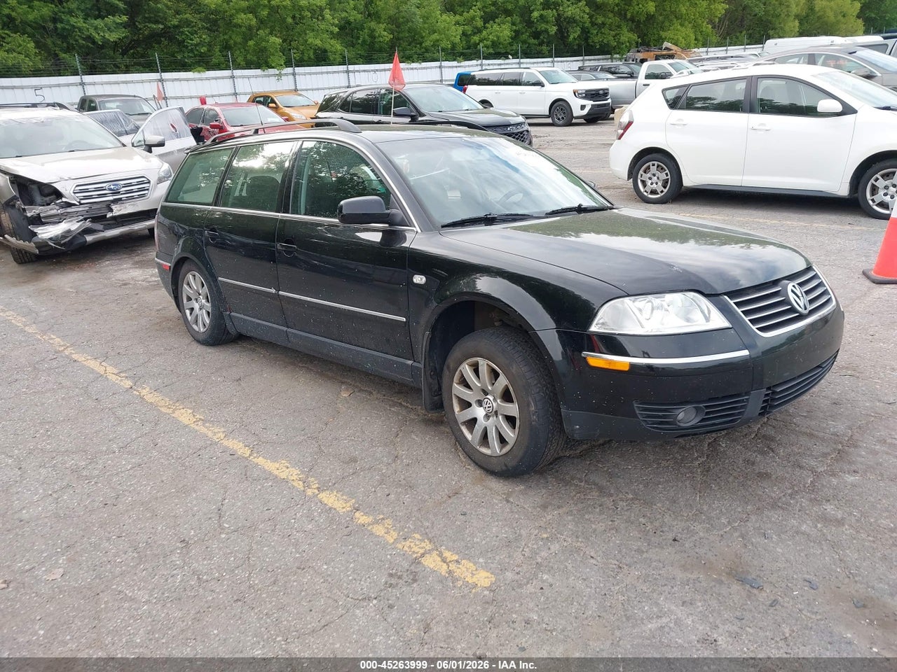 2002 VOLKSWAGEN PASSAT GLS thumbnail 2