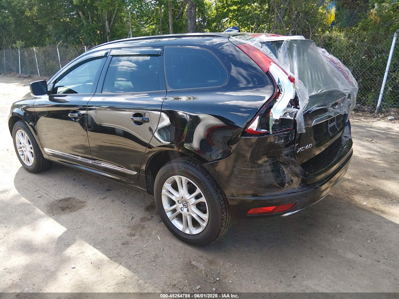 2015 VOLVO XC60 T5 thumbnail 4
