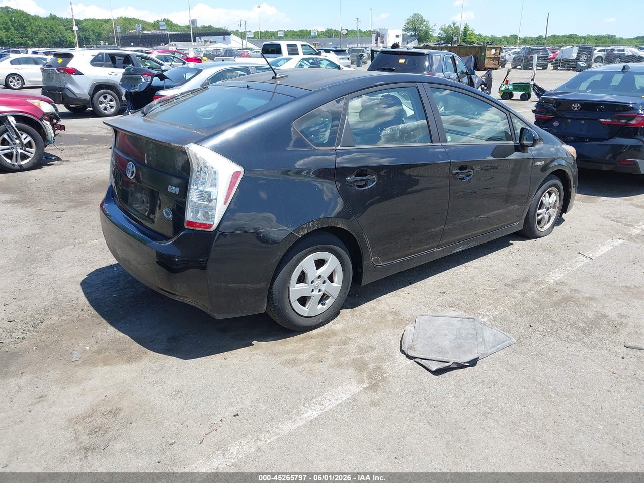 2010 TOYOTA PRIUS IV · 4/12