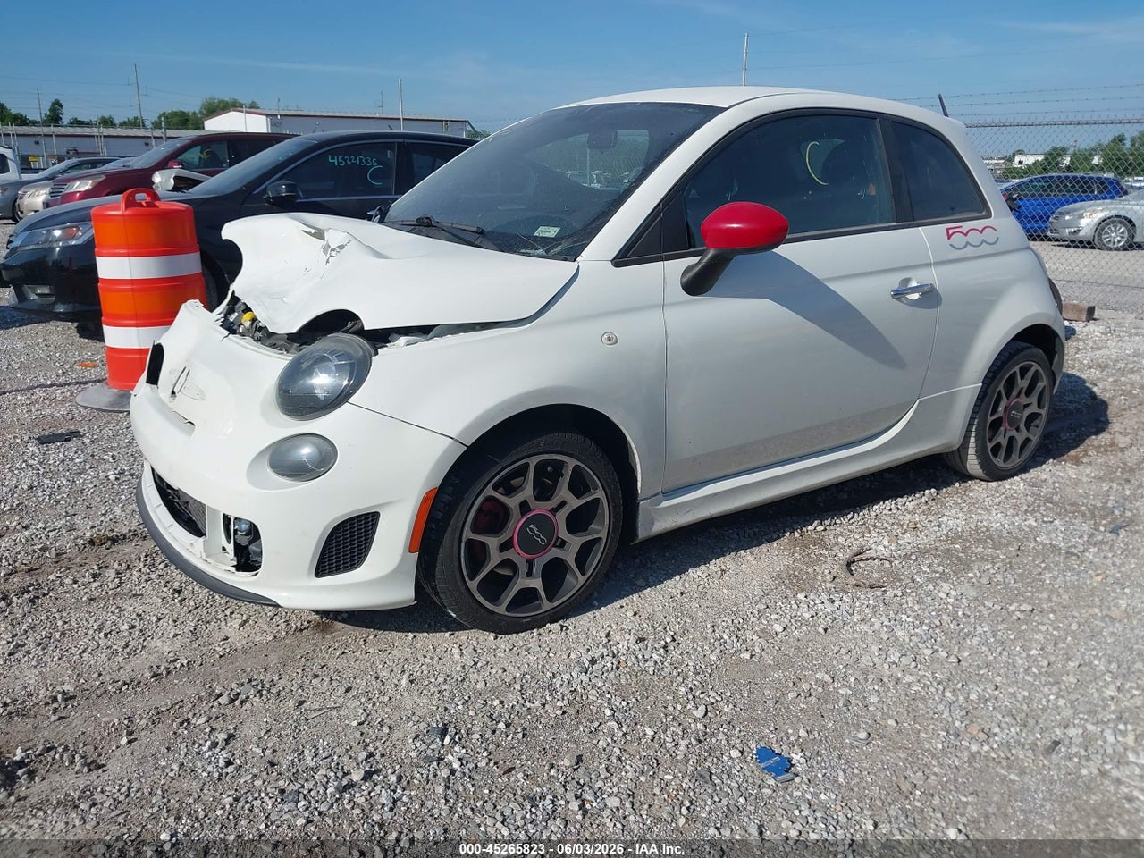 2015 FIAT 500 TURBO thumbnail 3