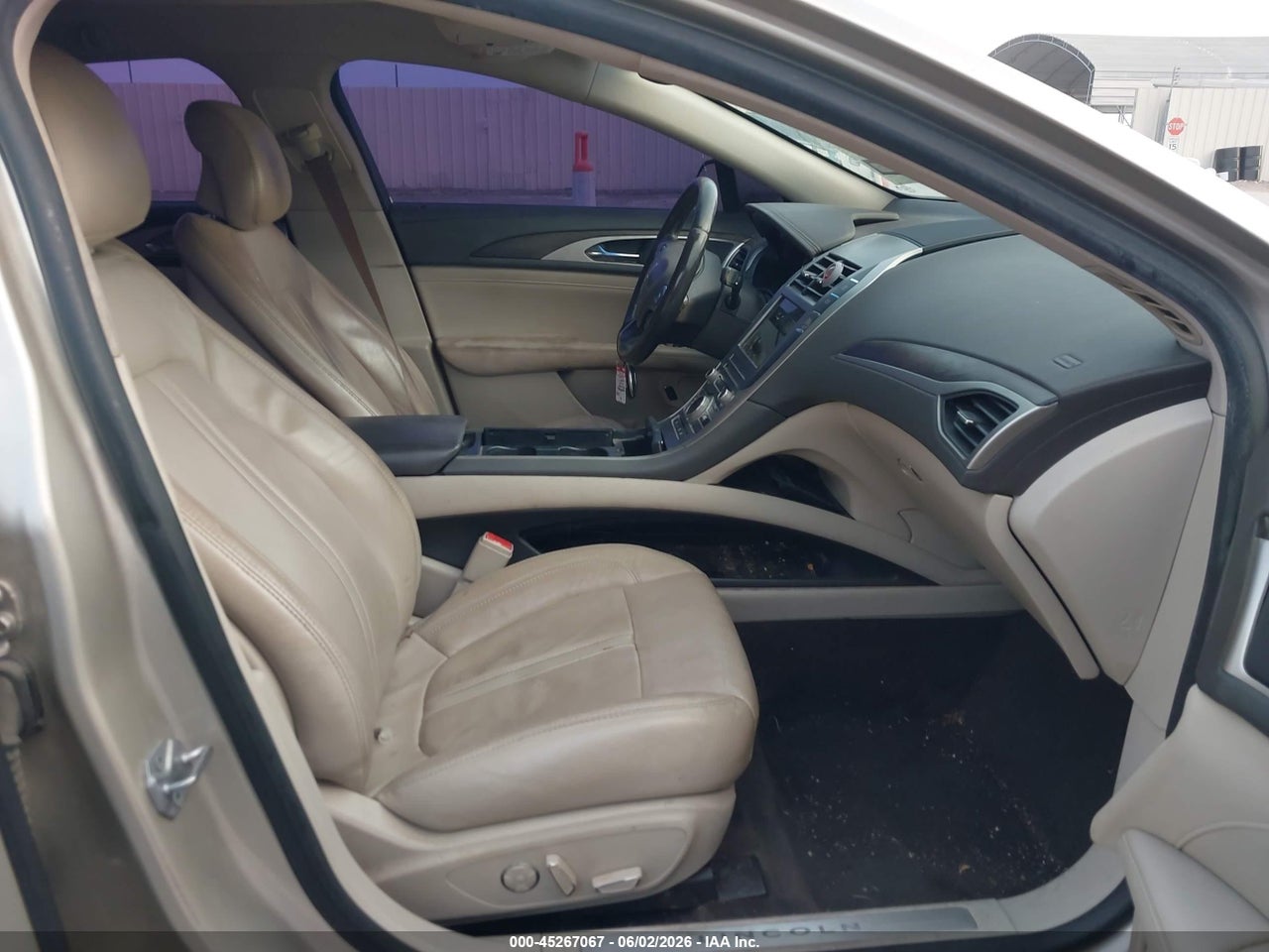 2017 LINCOLN MKZ HYBRID RESERVE · 5/12