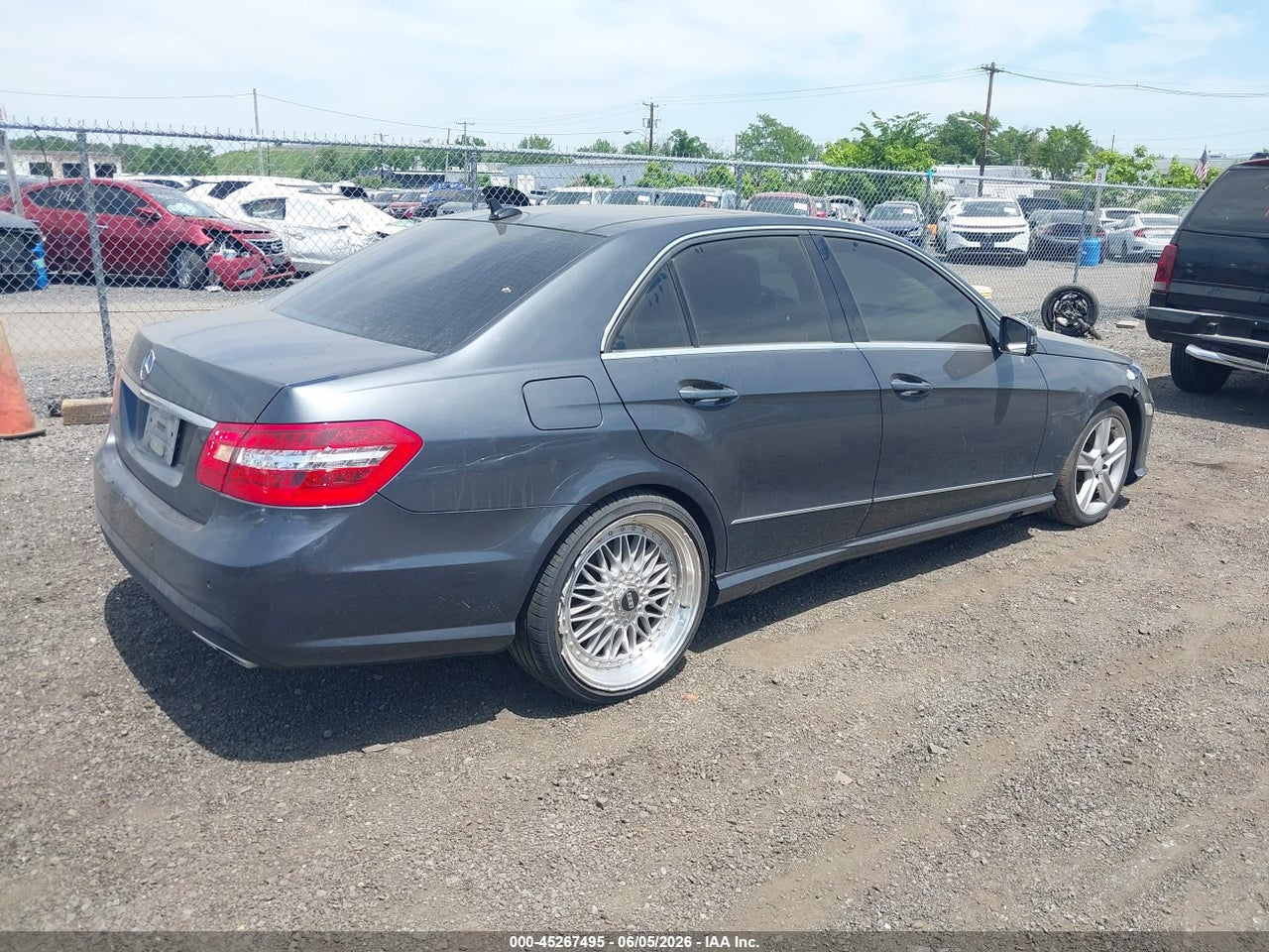 2011 MERCEDES-BENZ E 350 4MATIC · 4/12