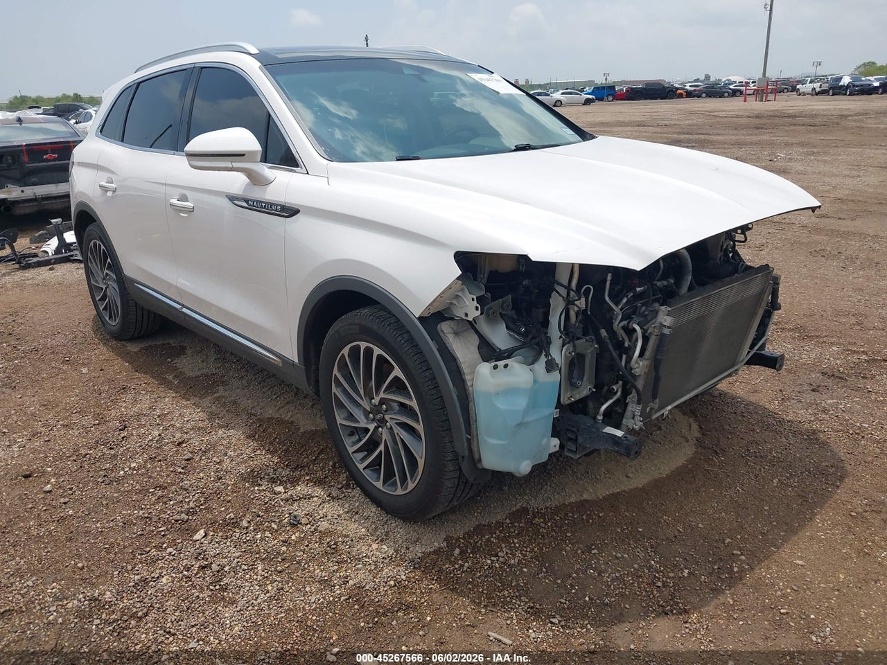 2019 LINCOLN NAUTILUS RESERVE thumbnail 2