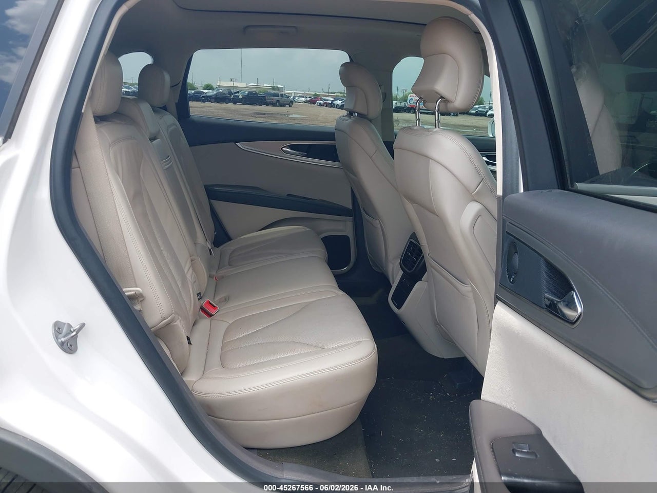 2019 LINCOLN NAUTILUS RESERVE thumbnail 9