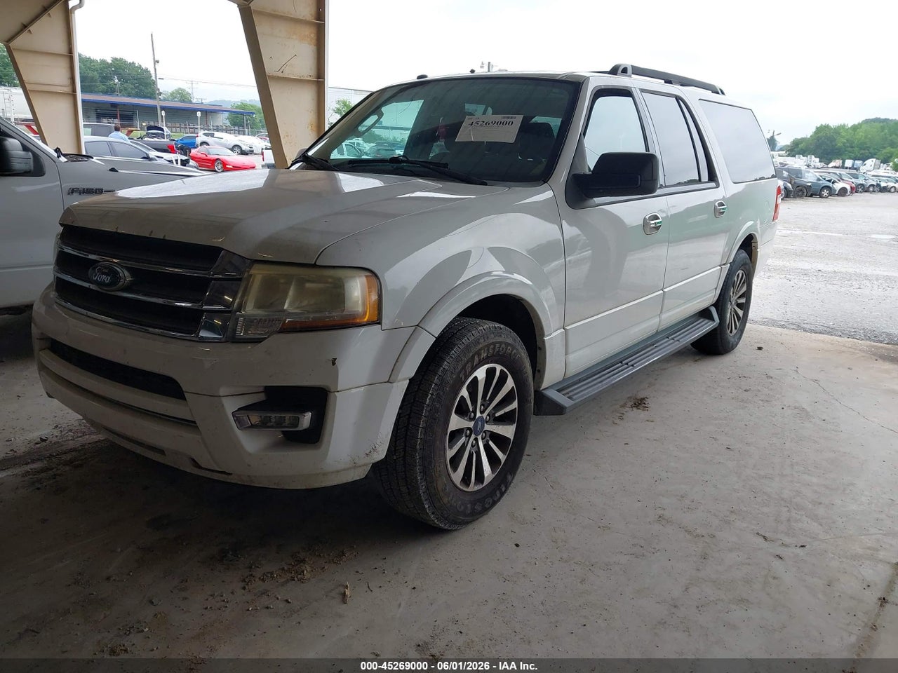 2015 FORD EXPEDITION EL XLT thumbnail 3