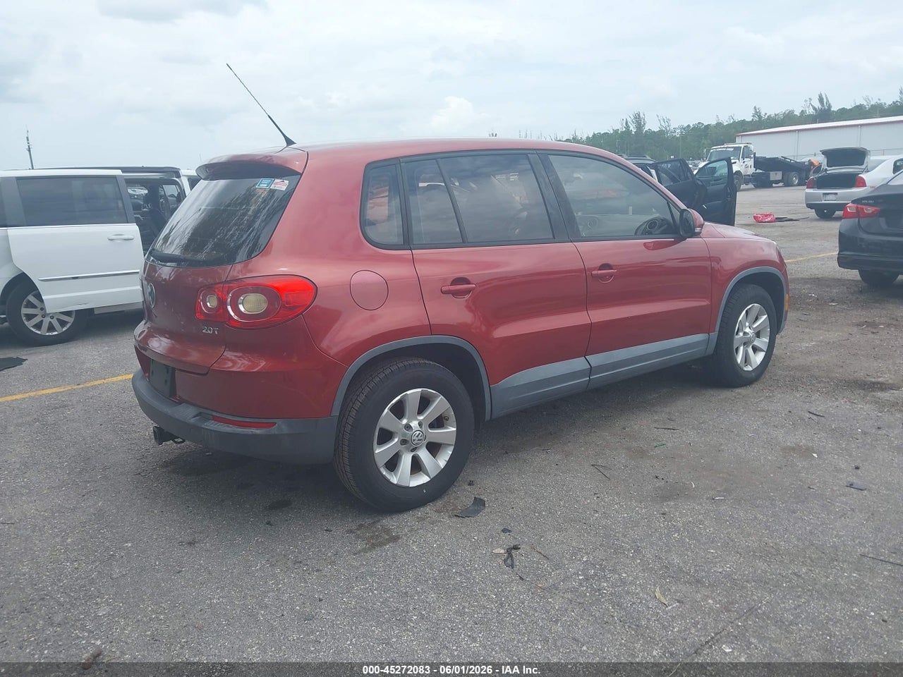 2009 VOLKSWAGEN TIGUAN S/SE/SEL thumbnail 5