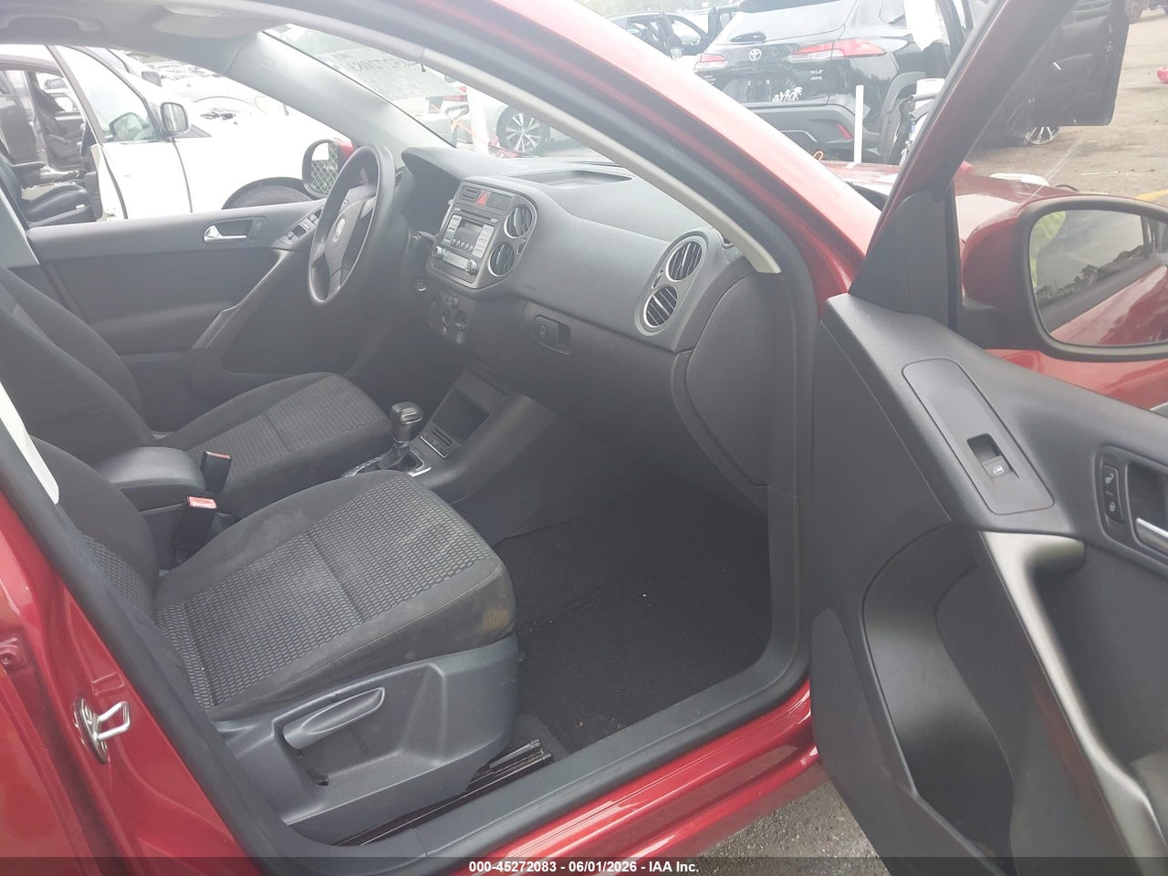 2009 VOLKSWAGEN TIGUAN S/SE/SEL thumbnail 6
