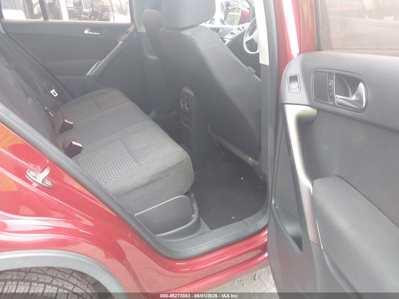 2009 VOLKSWAGEN TIGUAN S/SE/SEL thumbnail 9