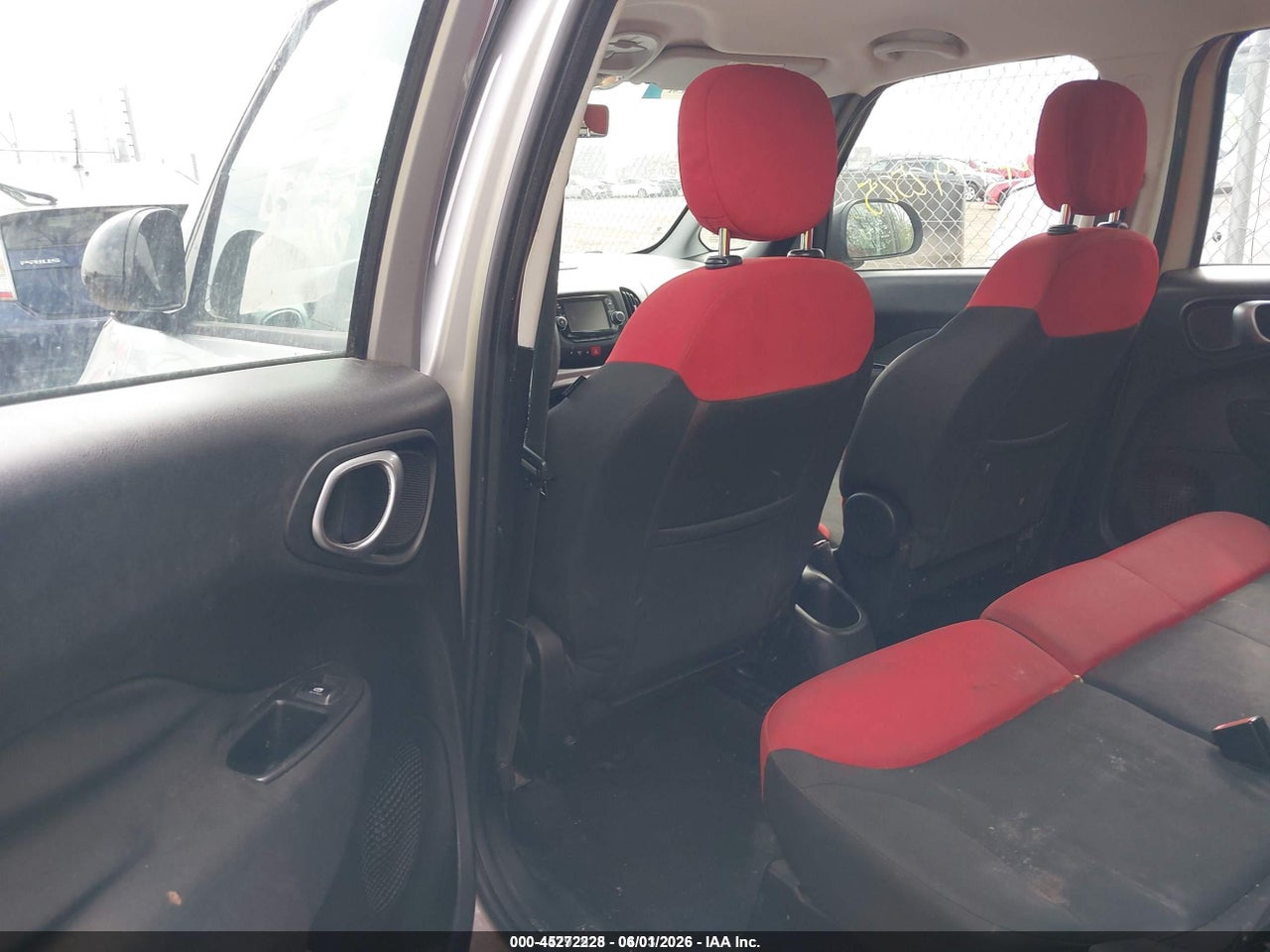 2015 FIAT 500L POP thumbnail 9