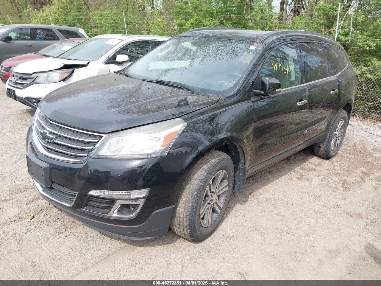 2017 CHEVROLET TRAVERSE 2LT thumbnail 3