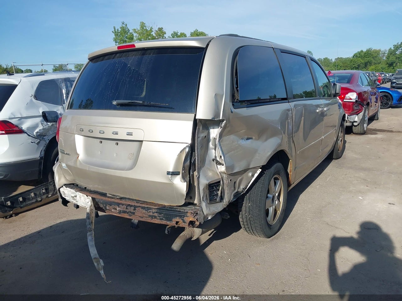 2013 DODGE GRAND CARAVAN SXT · 4/12