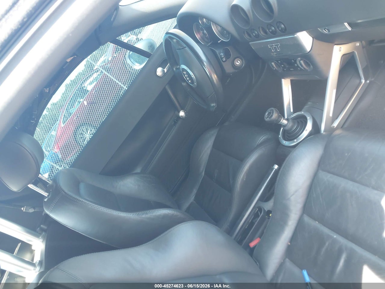 2001 AUDI TT   · 5/12