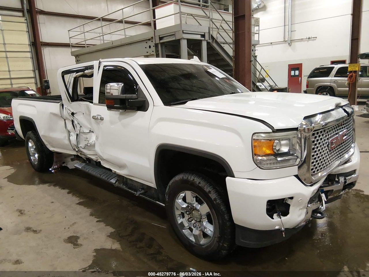 2015 GMC SIERRA 3500HD DENALI thumbnail 2