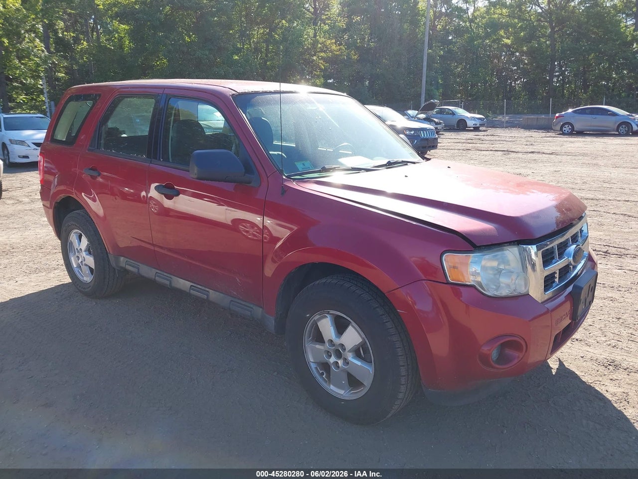 2010 FORD ESCAPE XLS thumbnail 2