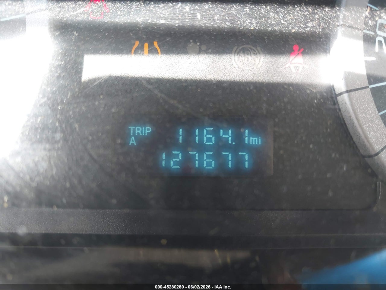 2010 FORD ESCAPE XLS thumbnail 8