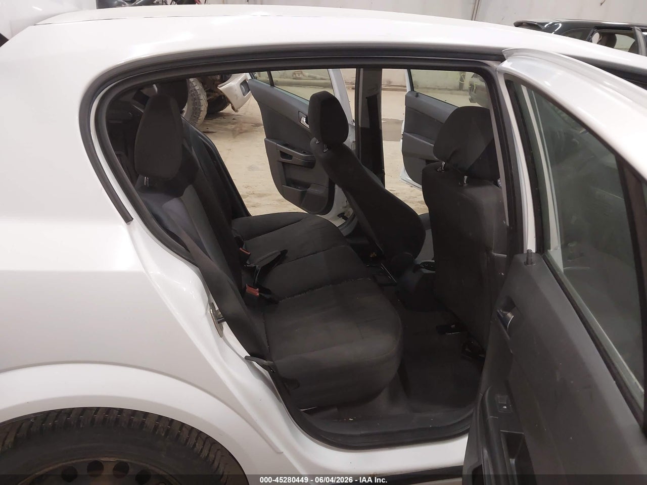 2008 SATURN ASTRA XE thumbnail 9
