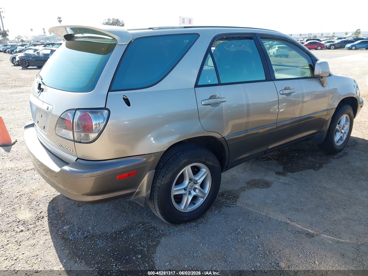 2002 LEXUS RX 300   · 4/12