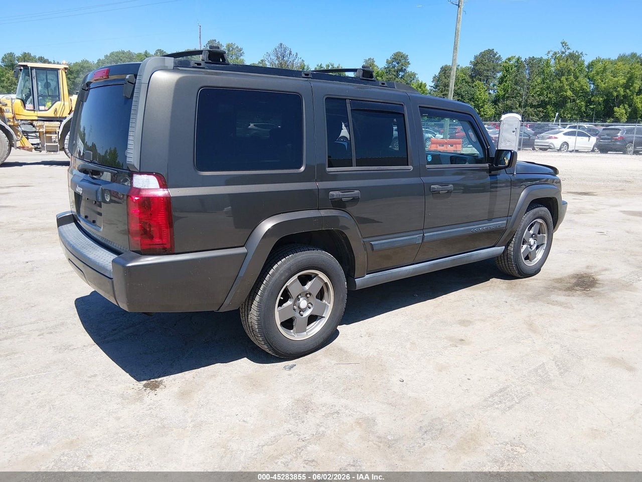 1J8HG48K16C****** · 2006 JEEP COMMANDER   · 4/12