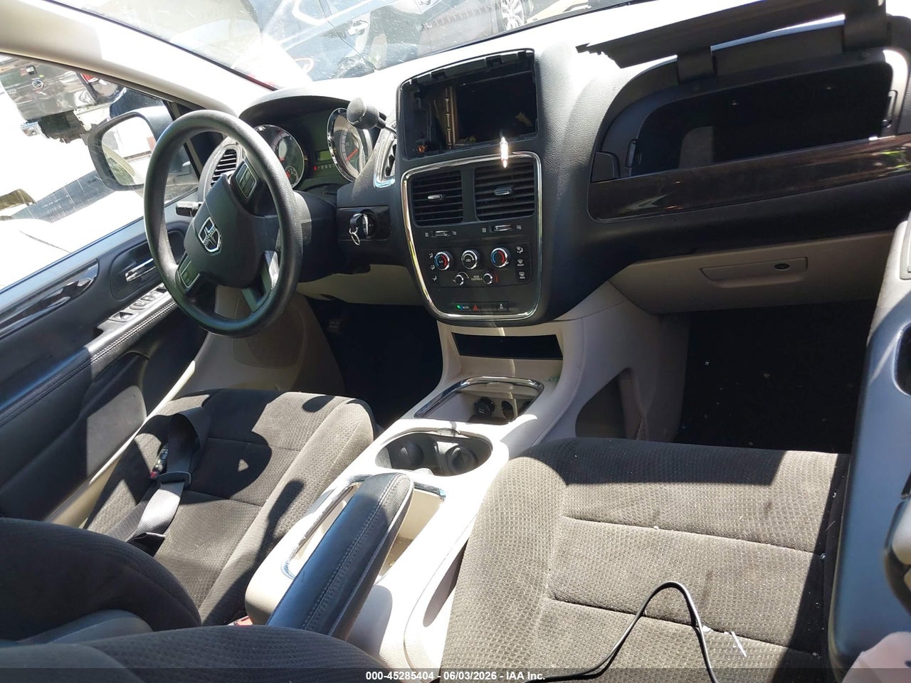 2013 DODGE GRAND CARAVAN SXT thumbnail 6