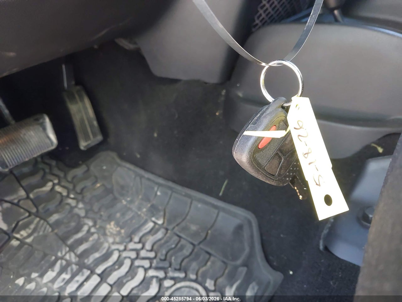 2016 JEEP WRANGLER UNLIMITED SAHARA thumbnail 12
