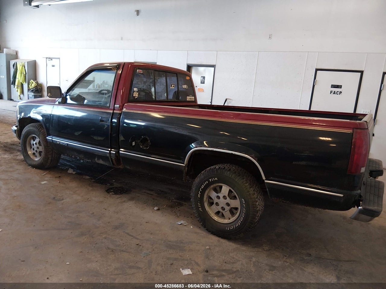 1992 CHEVROLET GMT-400 C1500 thumbnail 4