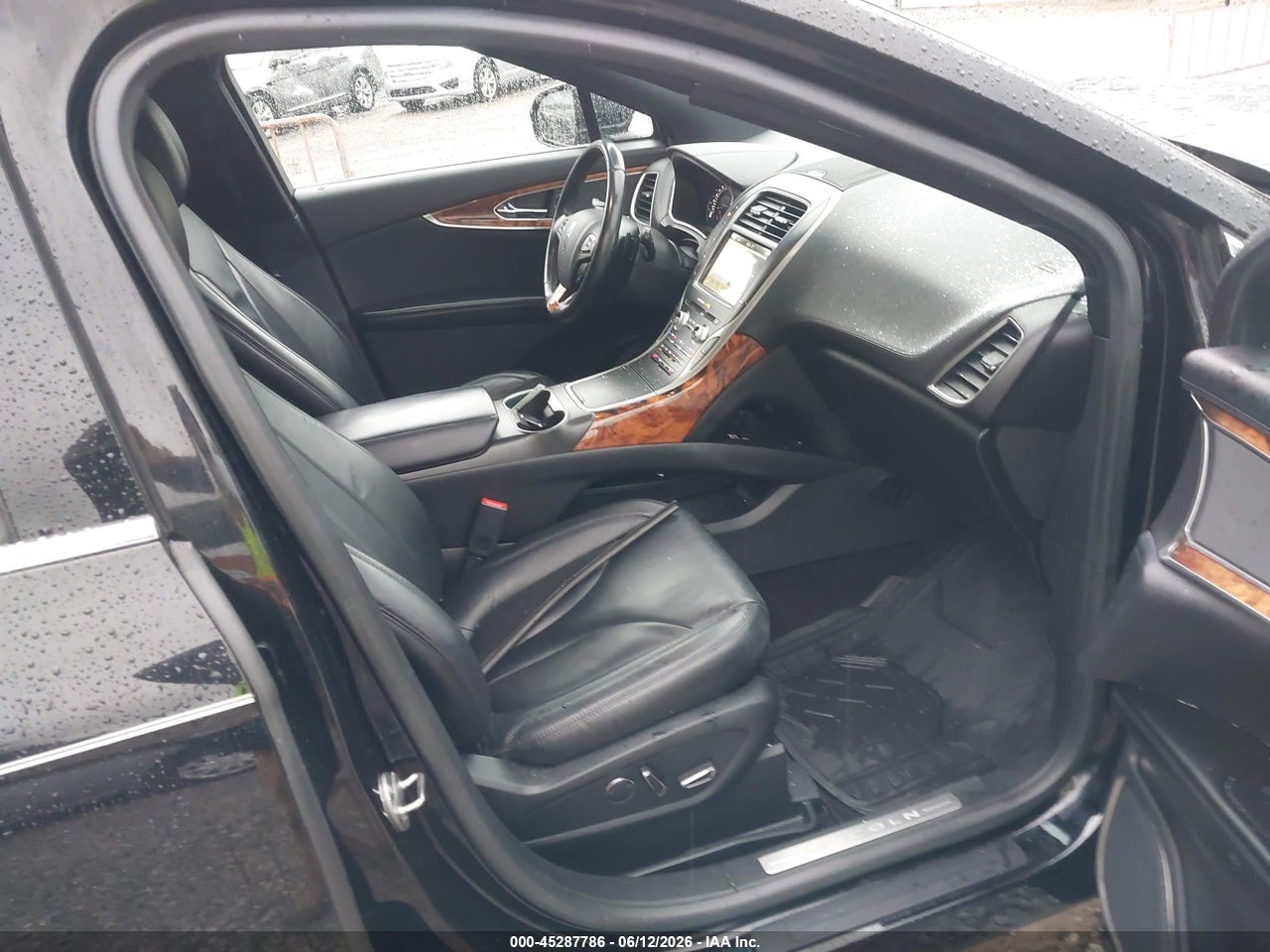 2017 LINCOLN MKX SELECT · 5/12
