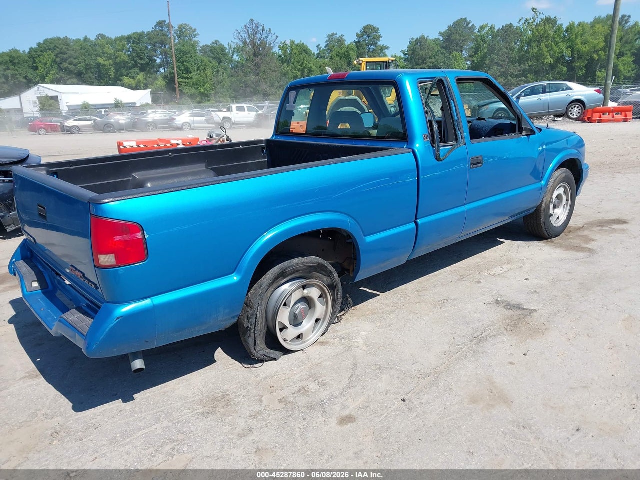 1995 GMC SONOMA   · 4/12