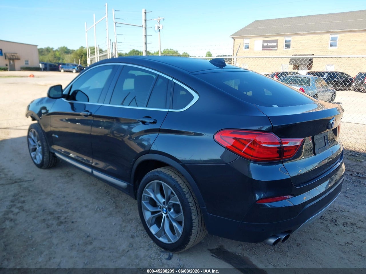 2016 BMW X4 XDRIVE28I thumbnail 4