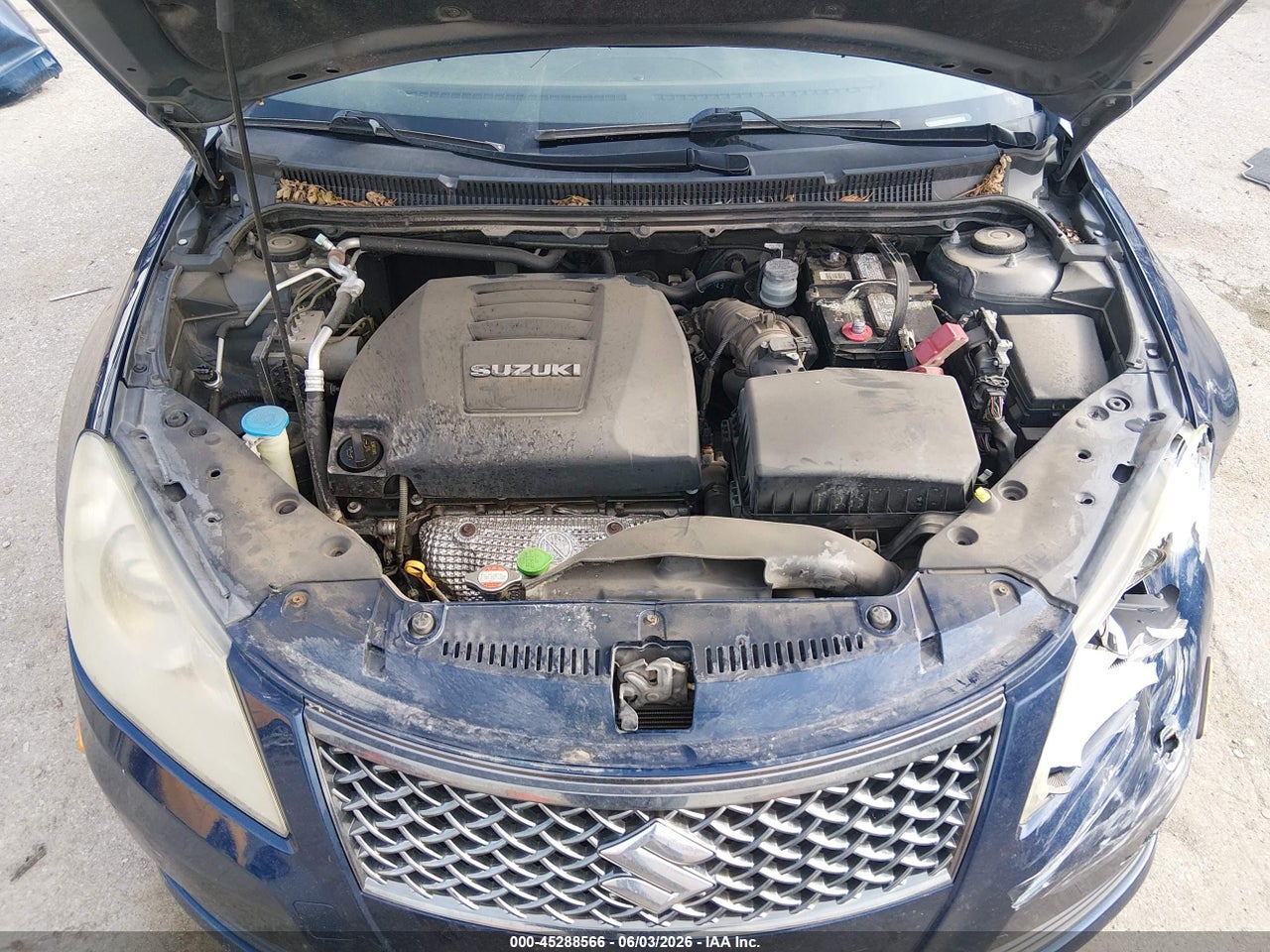 2010 SUZUKI KIZASHI SE thumbnail 11