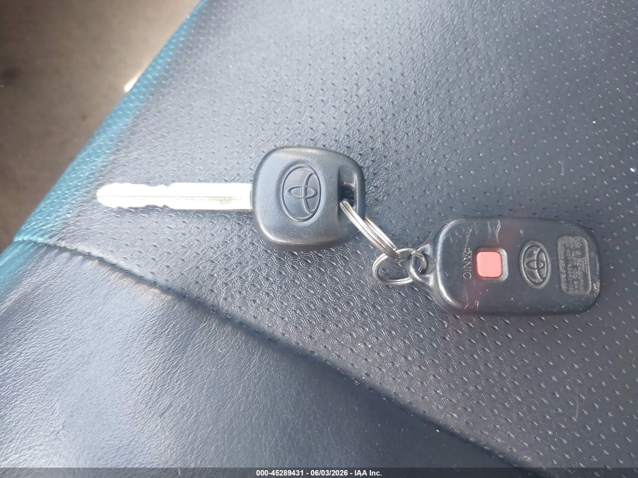 2003 TOYOTA CAMRY SE V6 thumbnail 12
