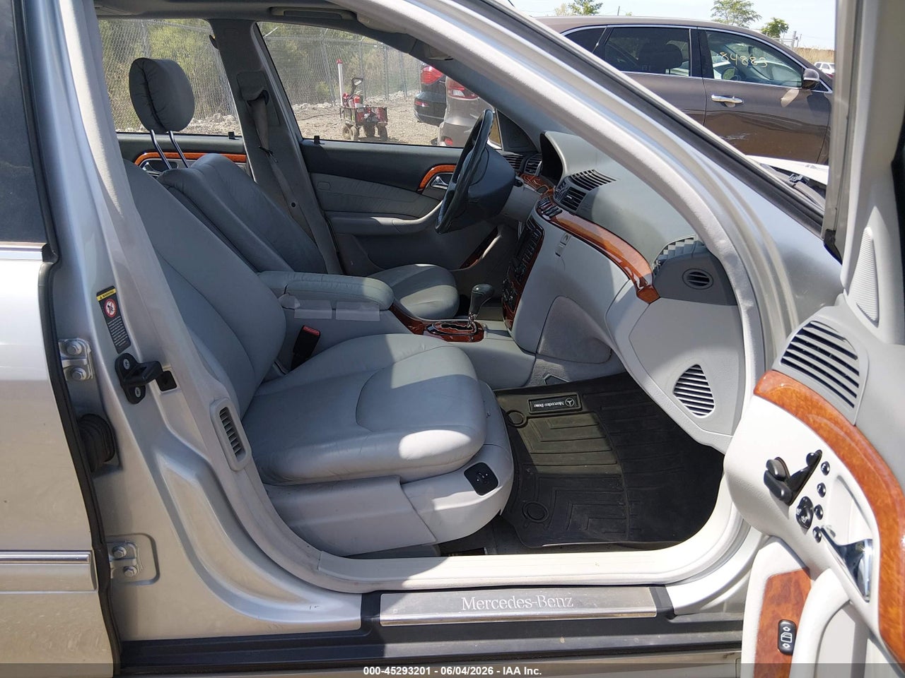 2001 MERCEDES-BENZ S 430   · 5/12
