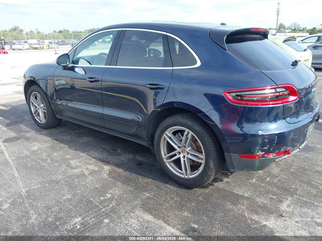 2018 PORSCHE MACAN S thumbnail 4
