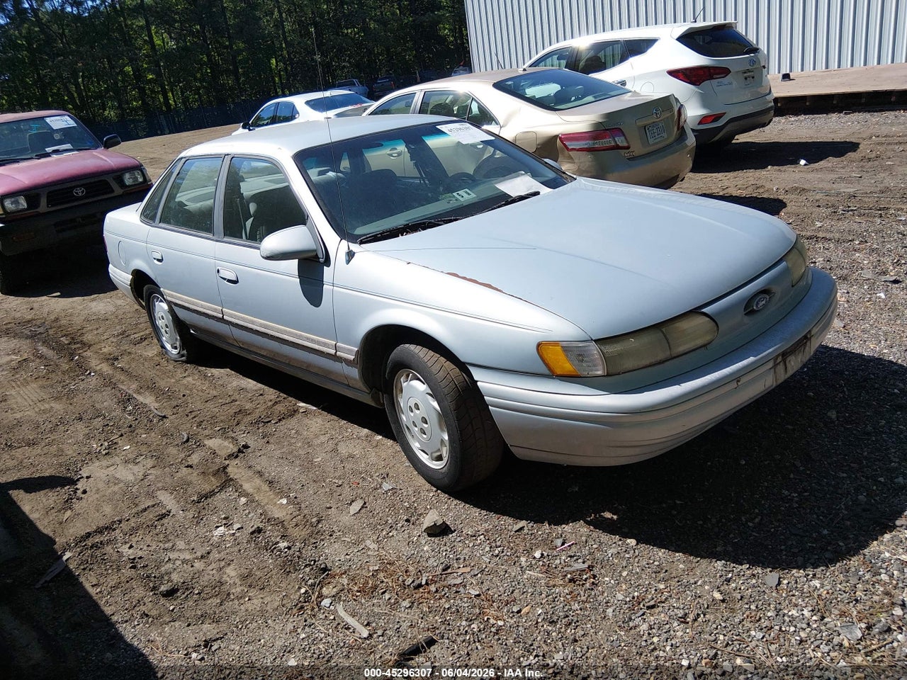1994 FORD TAURUS GL thumbnail 2