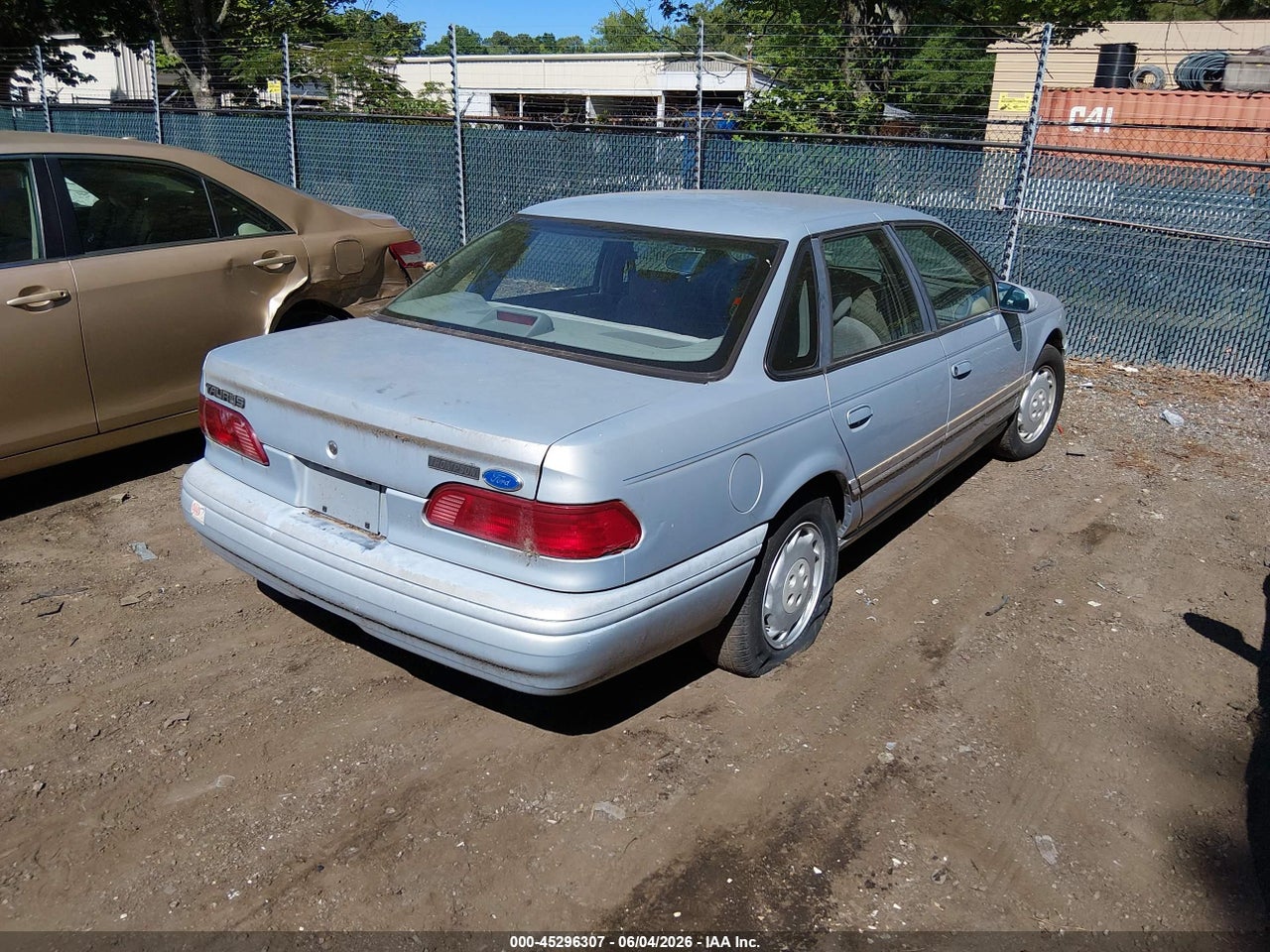 1994 FORD TAURUS GL thumbnail 5