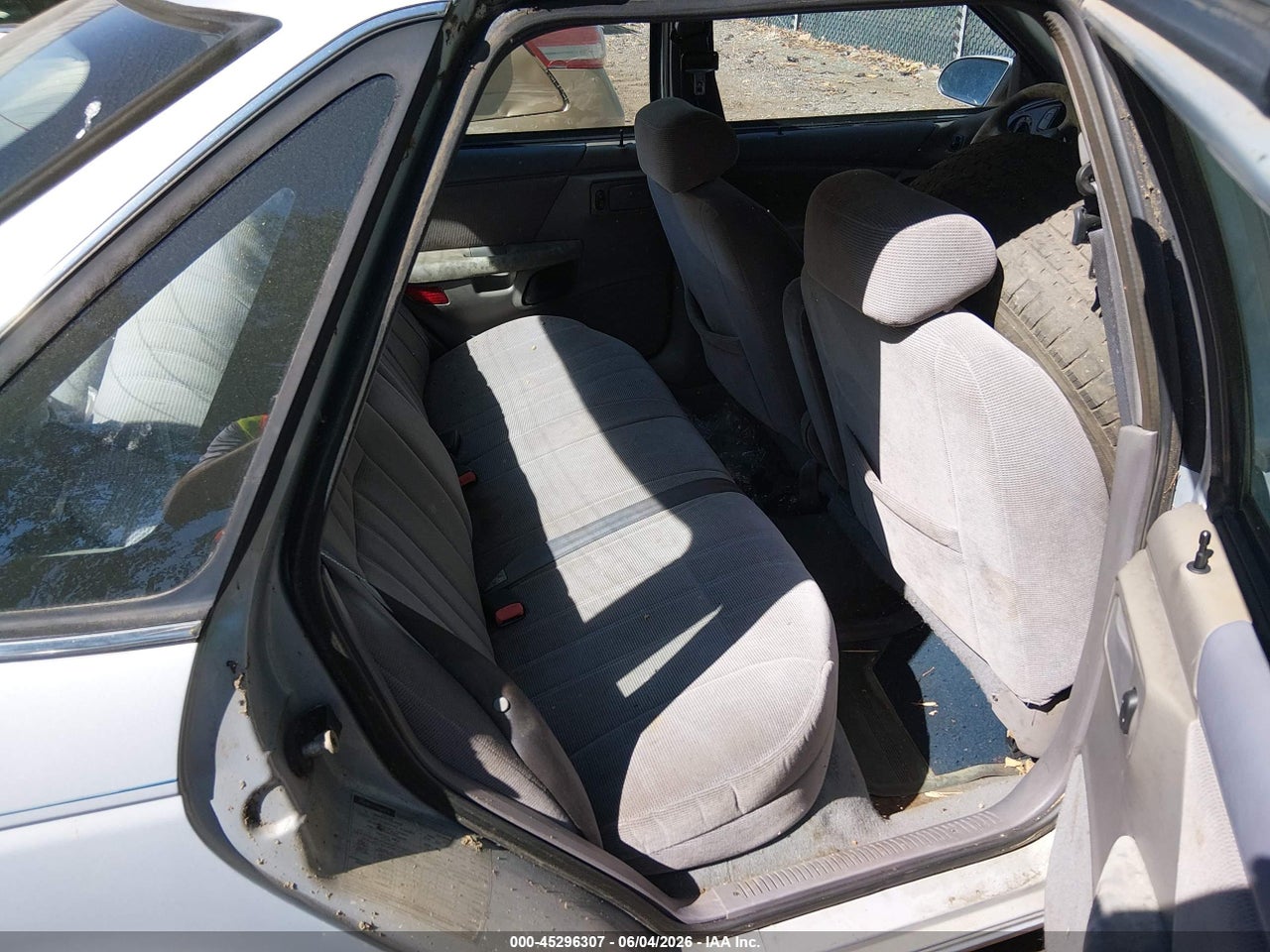 1994 FORD TAURUS GL thumbnail 9
