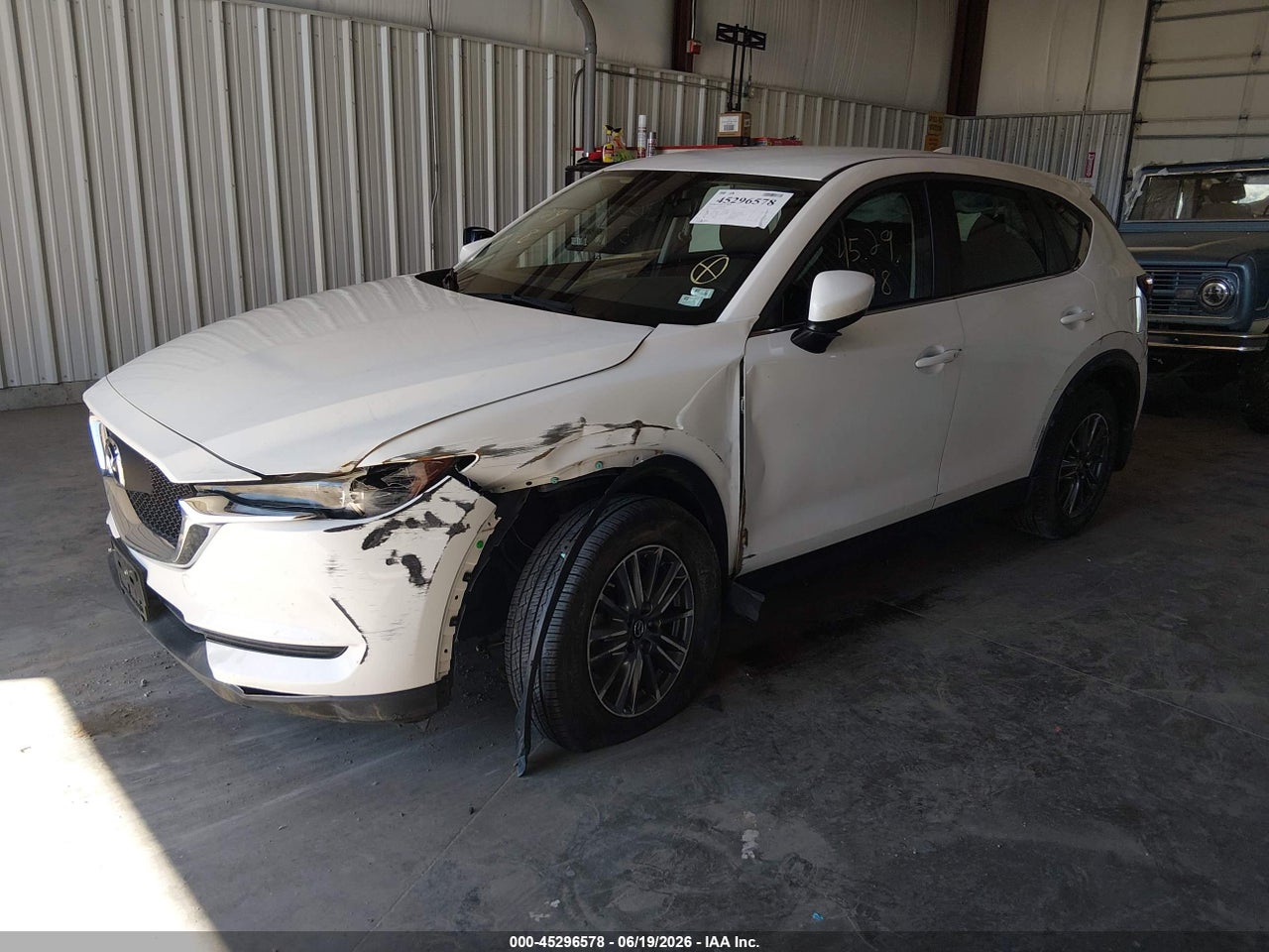 2017 MAZDA CX-5 SPORT thumbnail 3